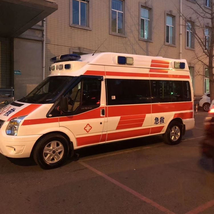 泰州夜间租赁救护车护送病人转院：安全转运的 8 大核心注意事项